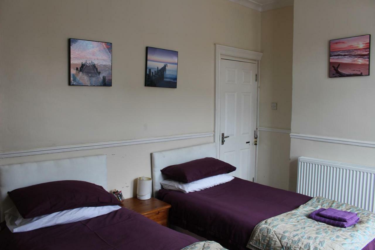 Napier Town House - Self Catering - Guesthouse Style - Twin And Double Rooms Workington Kültér fotó
